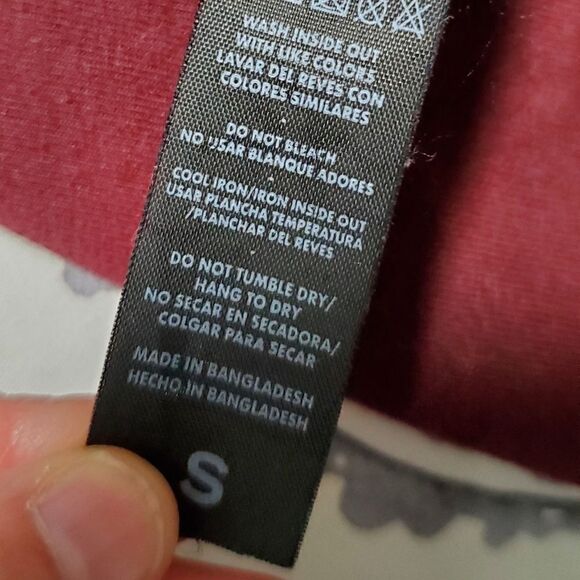 Alphalete Maroon & White Long Sleeve T-Shirt - Picture 4 of 4